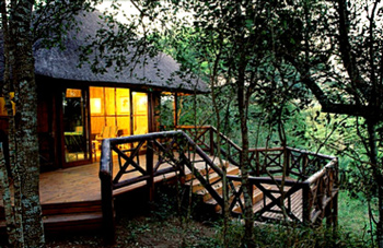 Self-catering Accommodation at Munyawaneni Bush Lodge in Hluhluwe iMfolozi Game Reserve - Hluhluwe iMfolozi Reservations Munyawaneni Bush Lodge,Hluhluwe iMfolozi Reserve,Self-catering