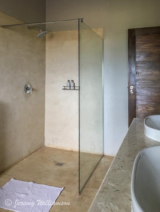Bathroom @ Doornhoek Homestead - Zimanga Private Game Reserve